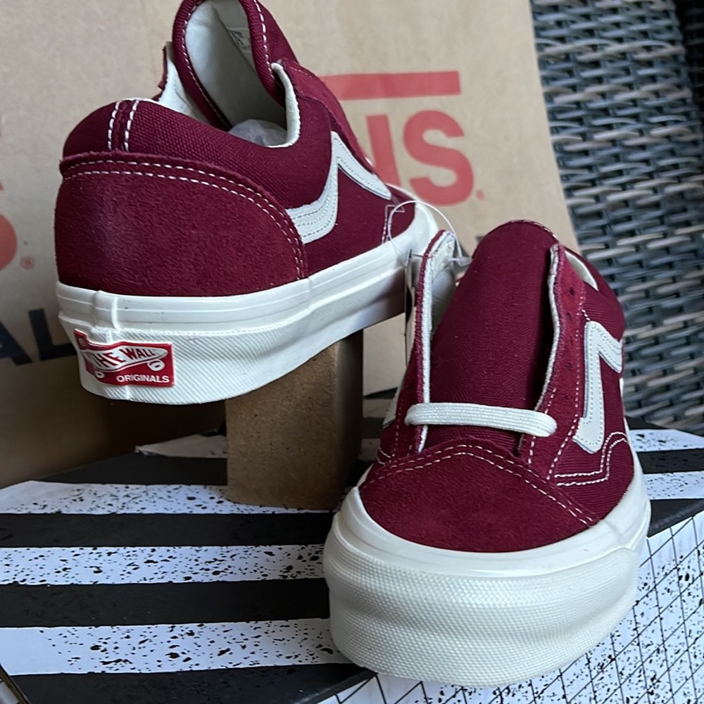 Vans Og Style 36 Lx Suede/Canvas Pomegranate/Classic White WMNS - Picture 10 of 16
